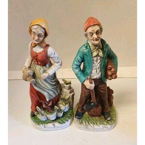 Vintage Giftcraft  Figurines Old Country WoodsMan and Woman Gardening  VGC